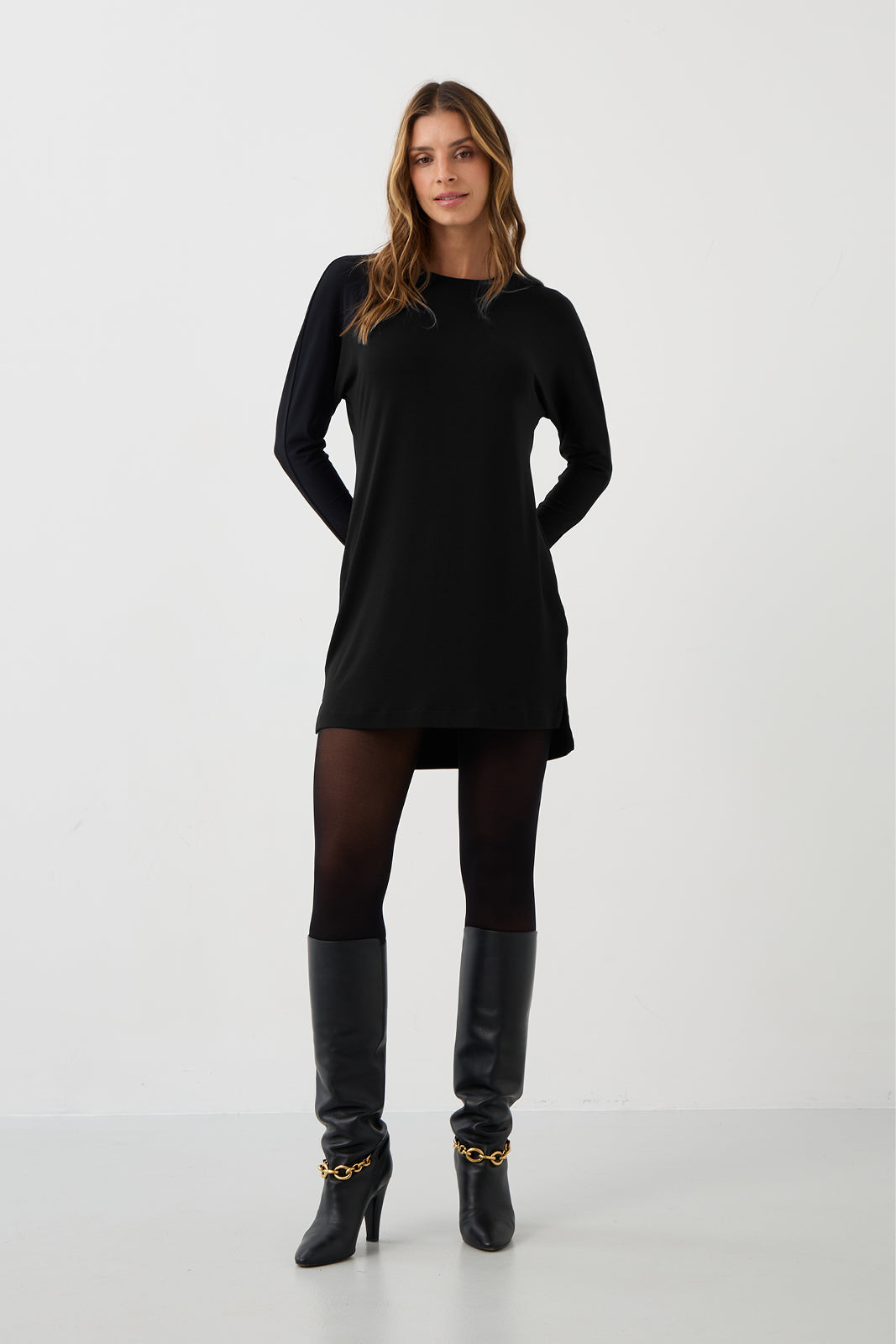 ANASTASIA black premium modal