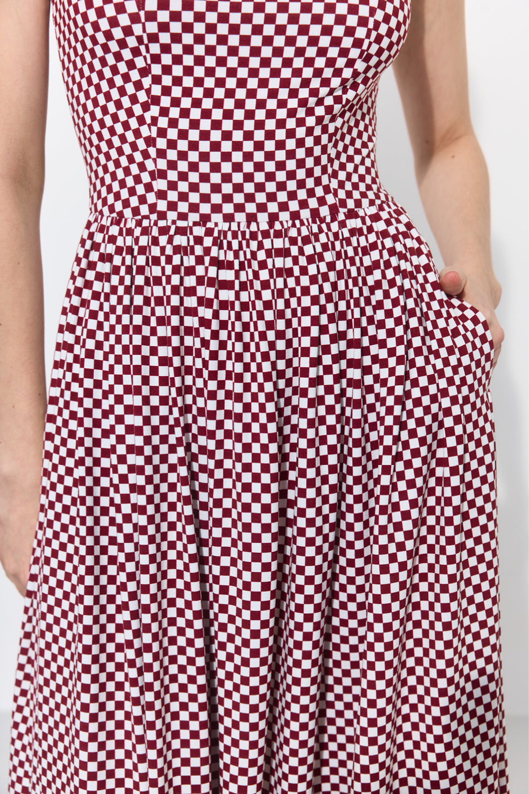 ROMAN HOLIDAYS burgundy chessboard print