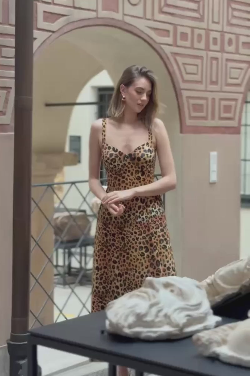 Sukienka BUENA VISTA print wild leo