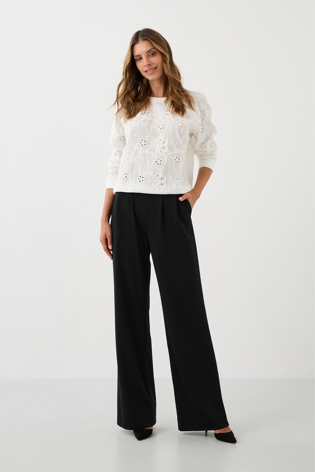Pants CWANIARY black