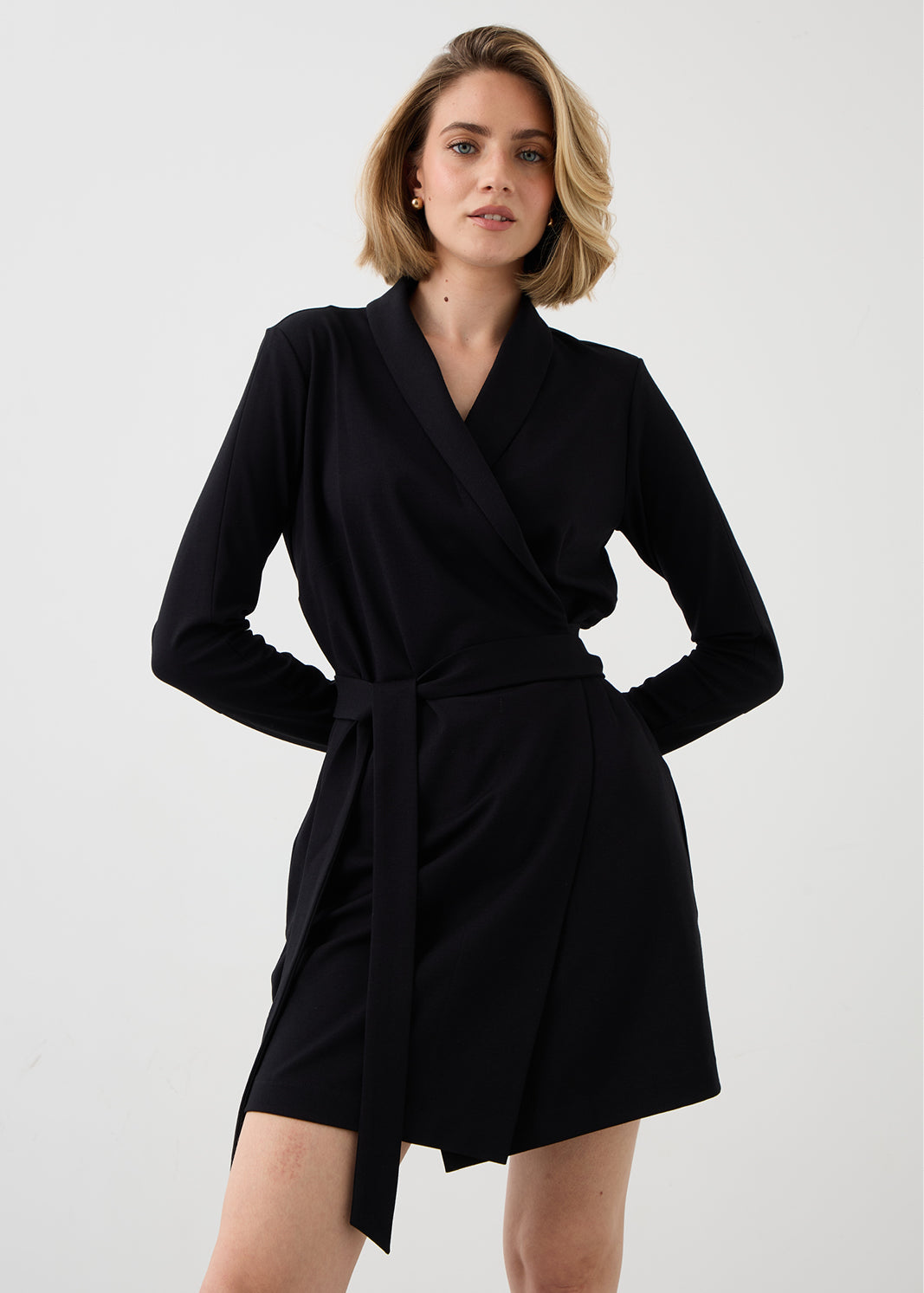 Sukienka BLACK ICON czarna
