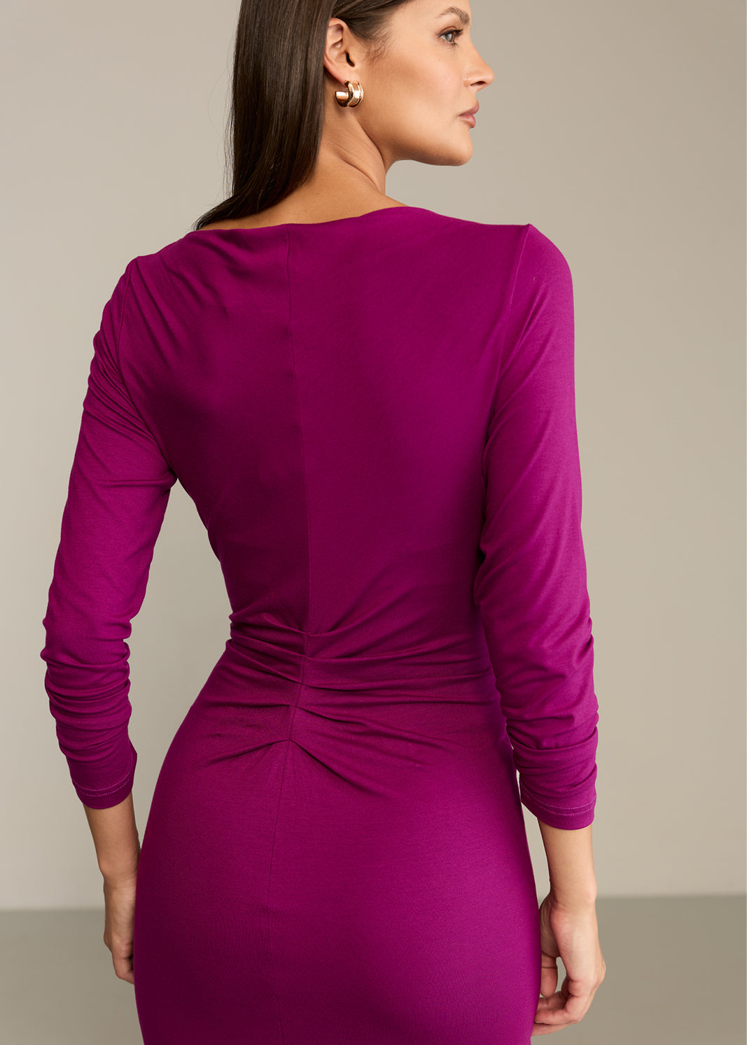 Sukienka BODY POSITIVE purpurowa